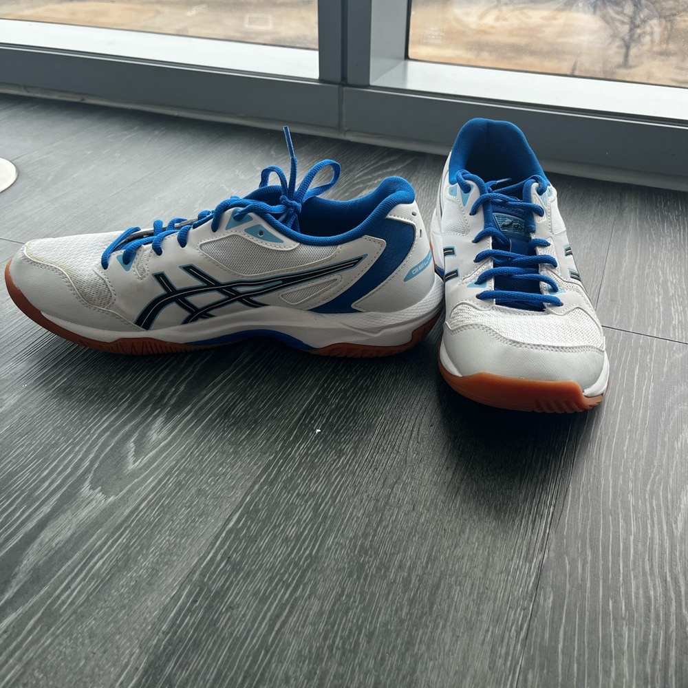 ASICS Women’s Gel-Rocket 10 Volleyball Shoes